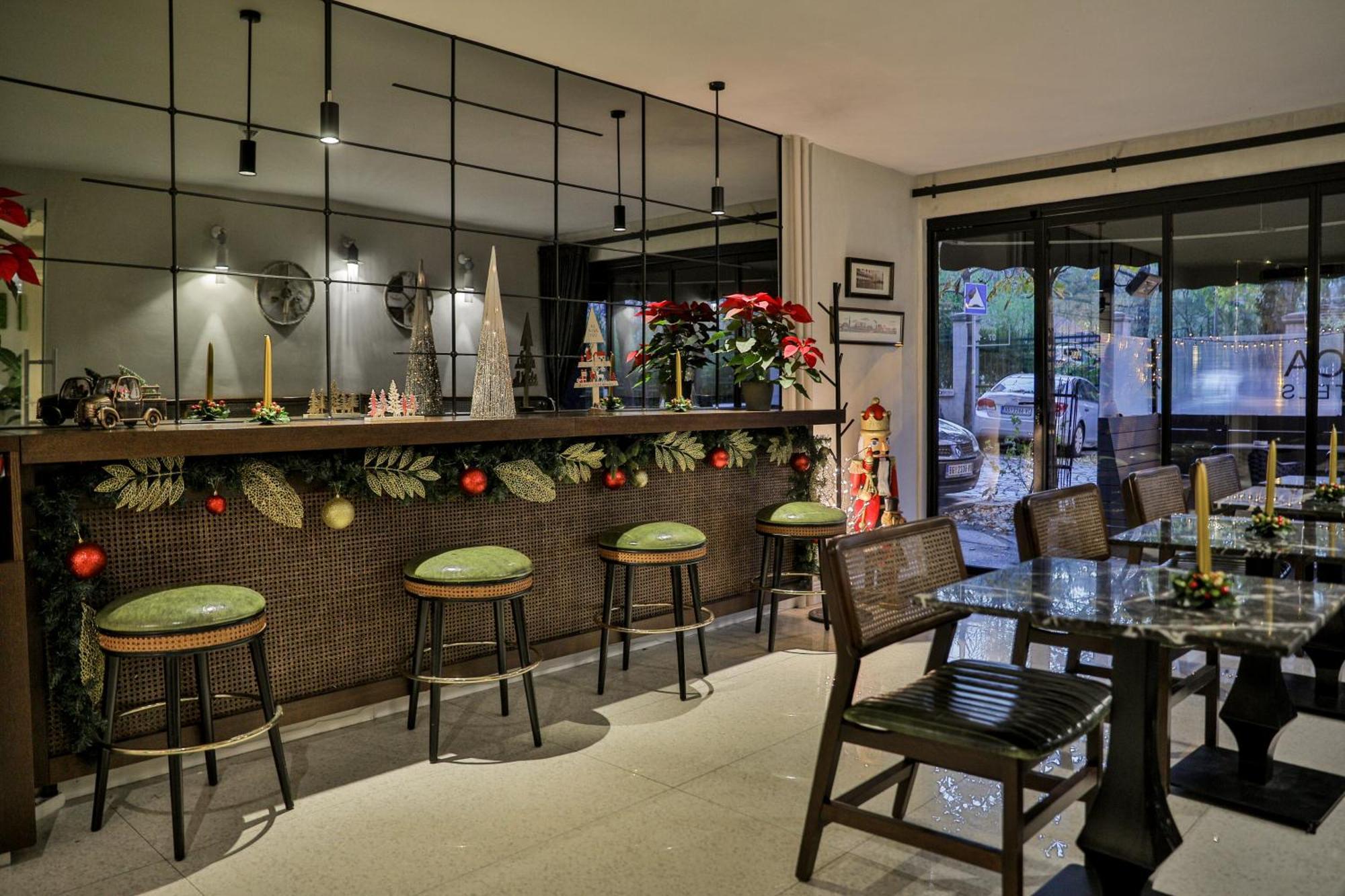 Hotel Botanica Belgrade Extérieur photo