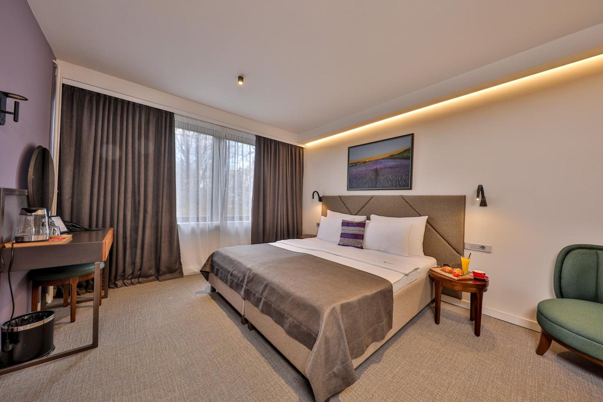 Hotel Botanica Belgrade Extérieur photo